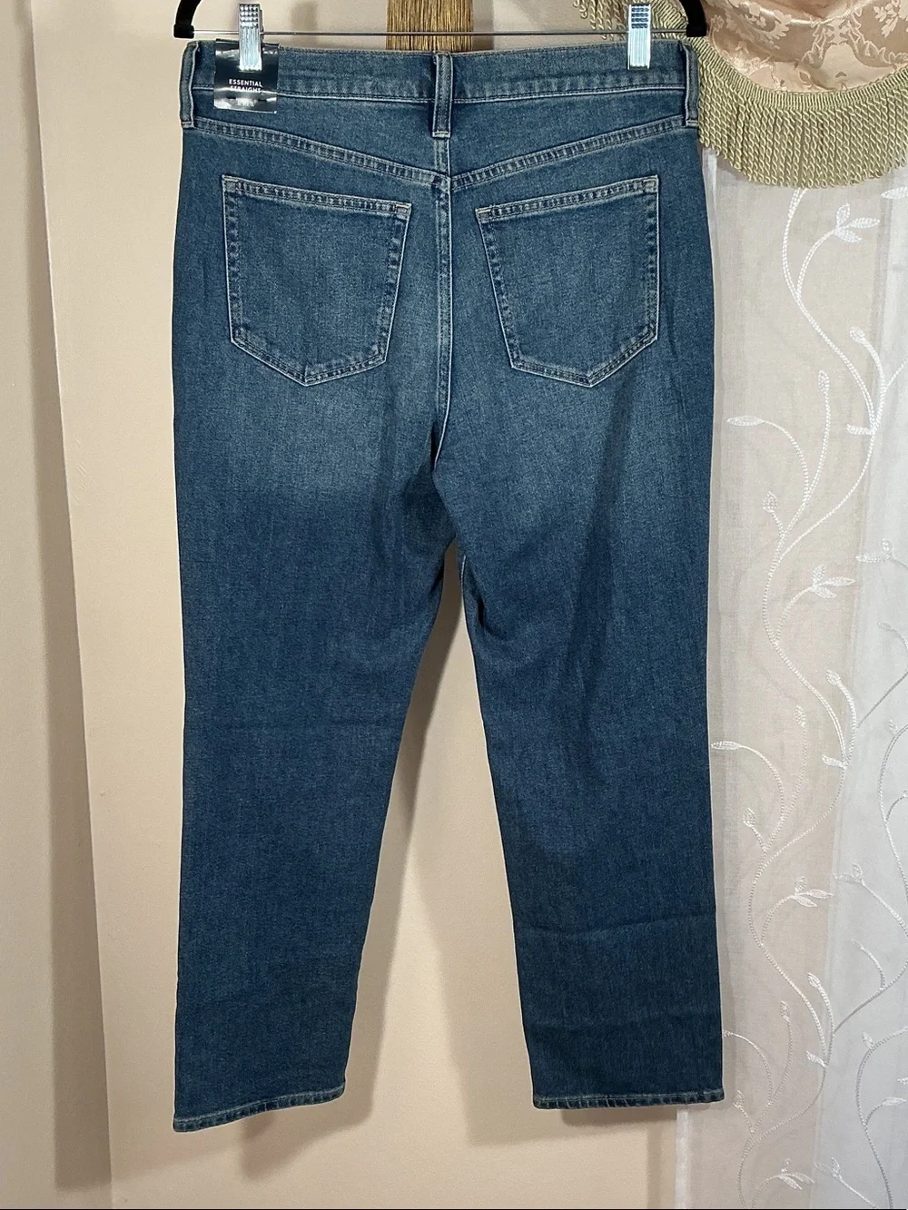 NWT J. Crew Cropped Essential Straight-Leg Jeans in Blue Wash women’s Sz 29